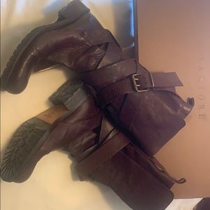 Beautltiful worn once Santore boots